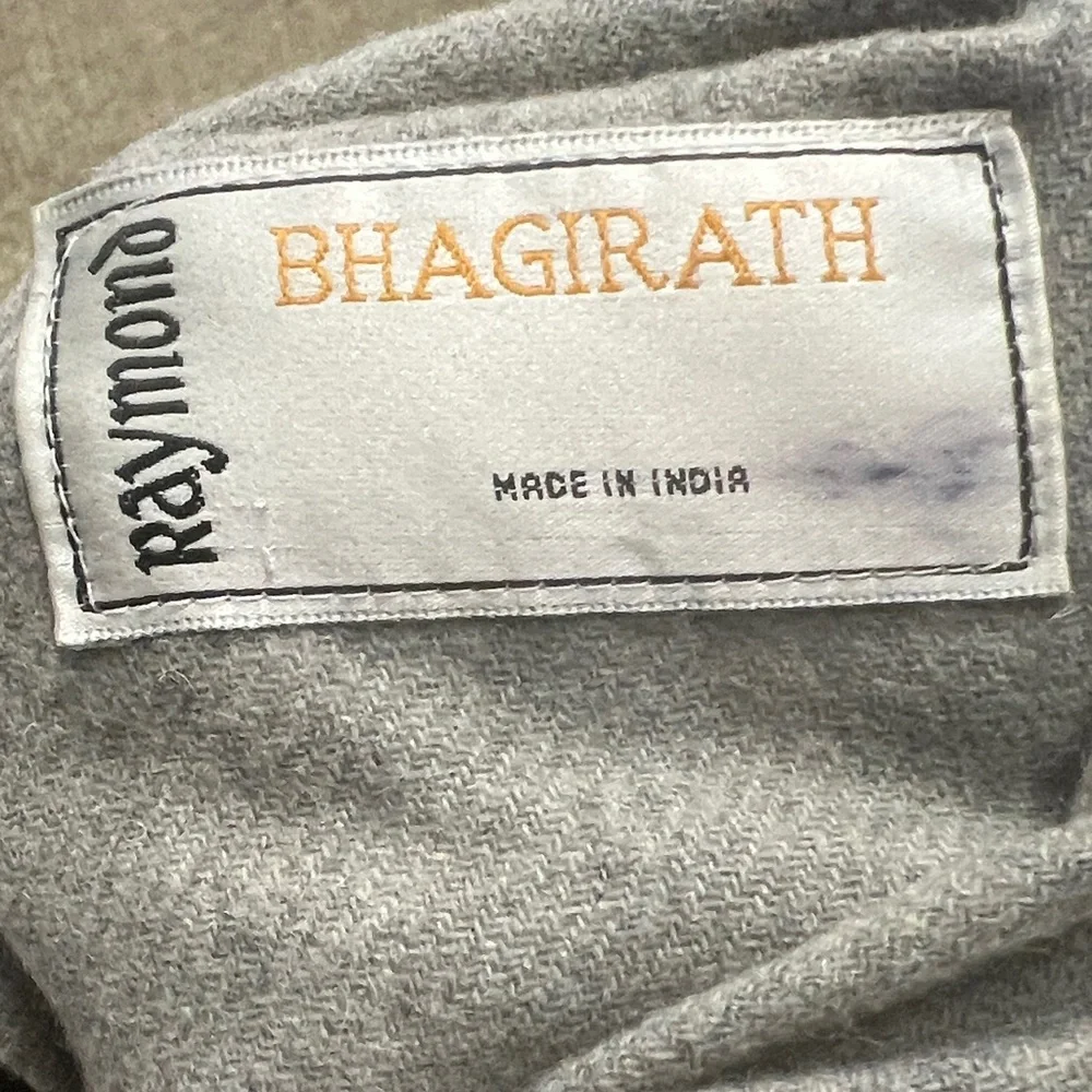 Raymond Bhagirath Gray wool throw blanket made in India